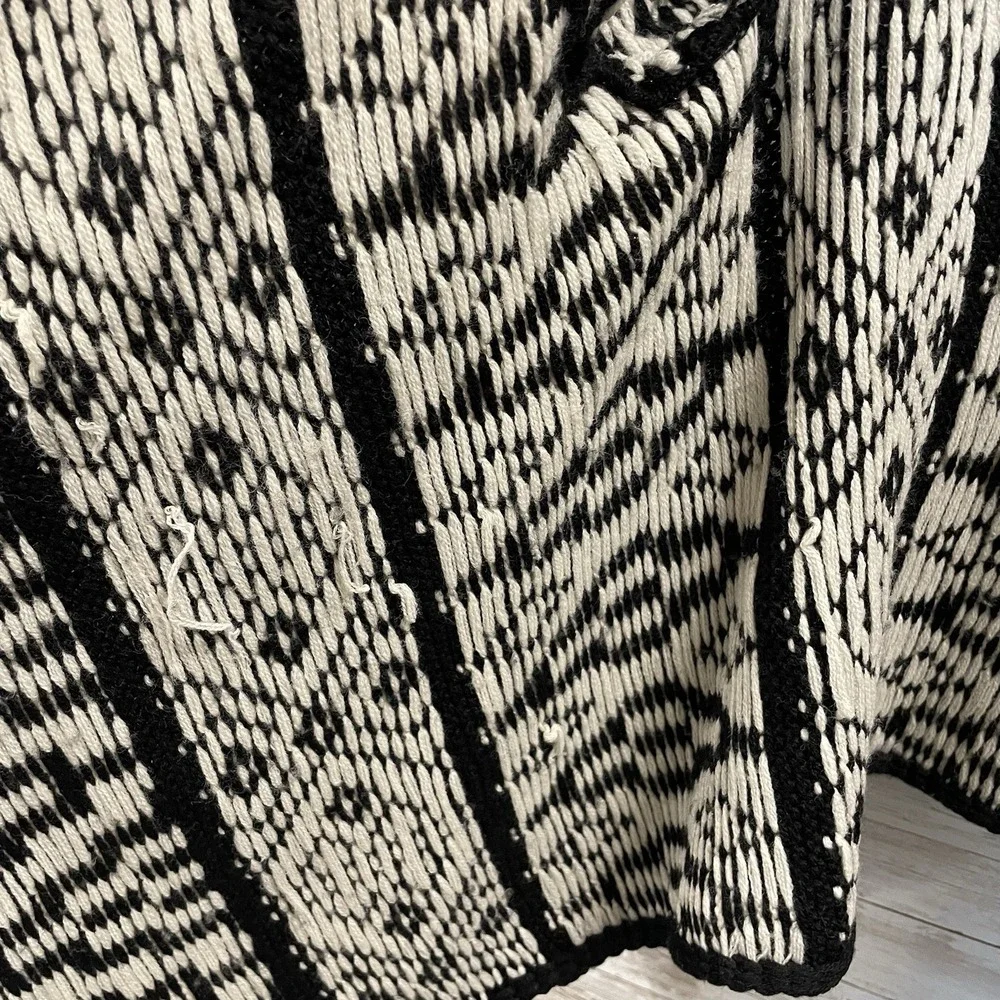 W by Worth Womens PS Cardigan Sweater Wool Blend Open‎ Front Aztec Black & White